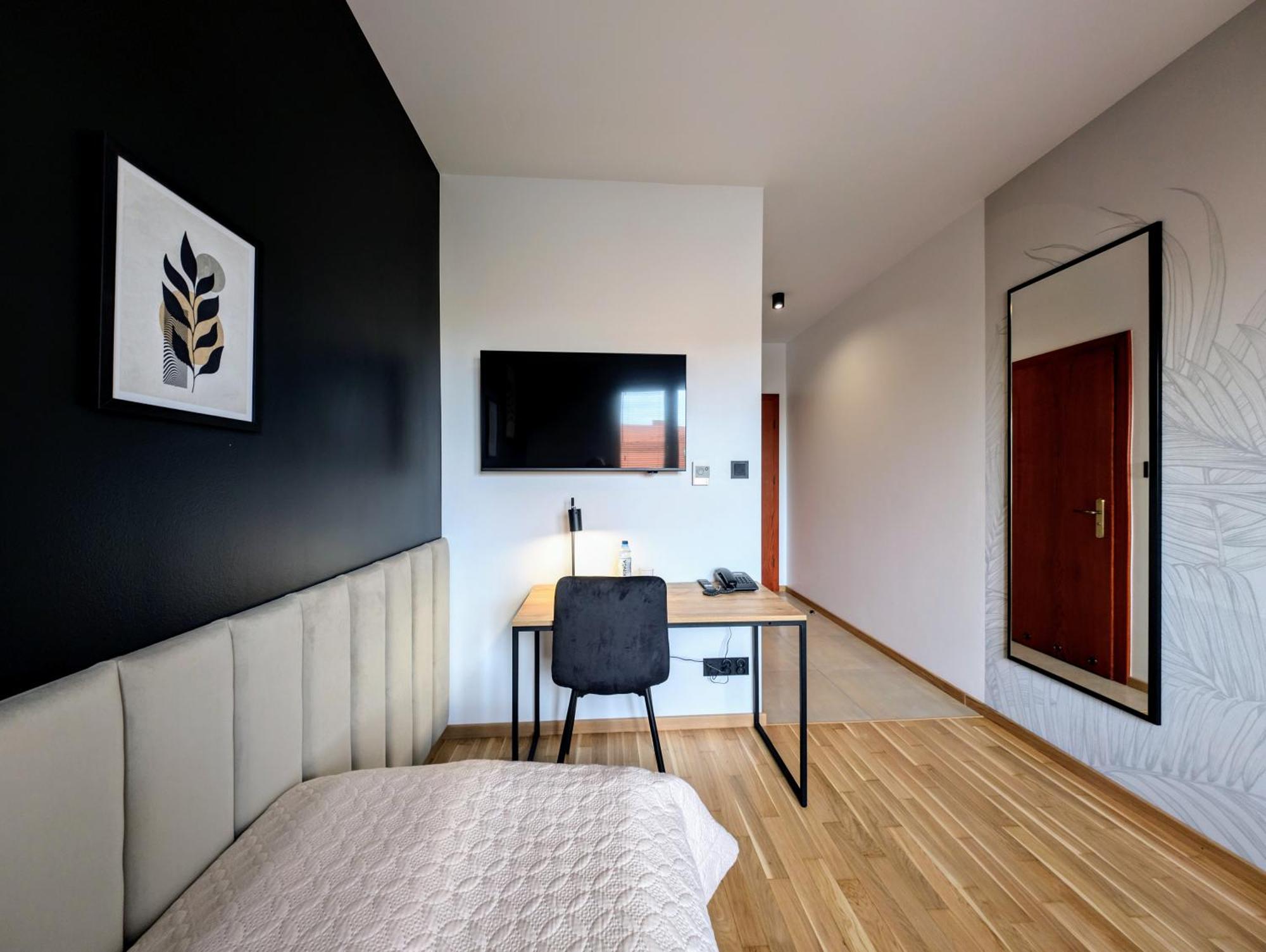 Hotel Reslinski Гродзиськ-Великопольський Екстер'єр фото